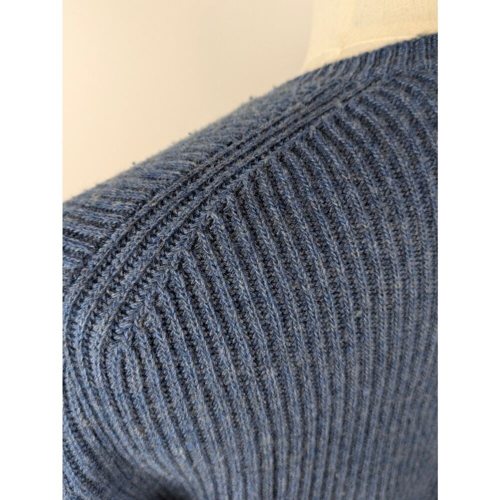 Banana Republic Mens L Sweater 100% Fine Merino Wool Blue Long Sleeve Pullover - Picture 6 of 8